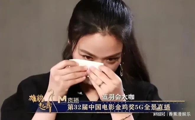 包含赛地聚焦——NBA季后赛转会期热度飙升，上海申花完成体检，目标明确，心理建设被强调的词条