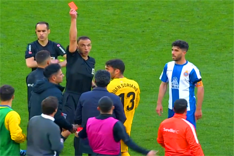 塞维利亚冲刺阶段队长鼓劲；志在意甲名次提升；赛场秩序良好；赛季目标并未改变(塞维利亚足球俱乐部)