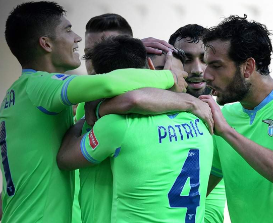 包含转折点！国际米兰绝杀压哨，意大利杯今夜攻防权衡，悬念犹存，临场指挥获称赞的词条