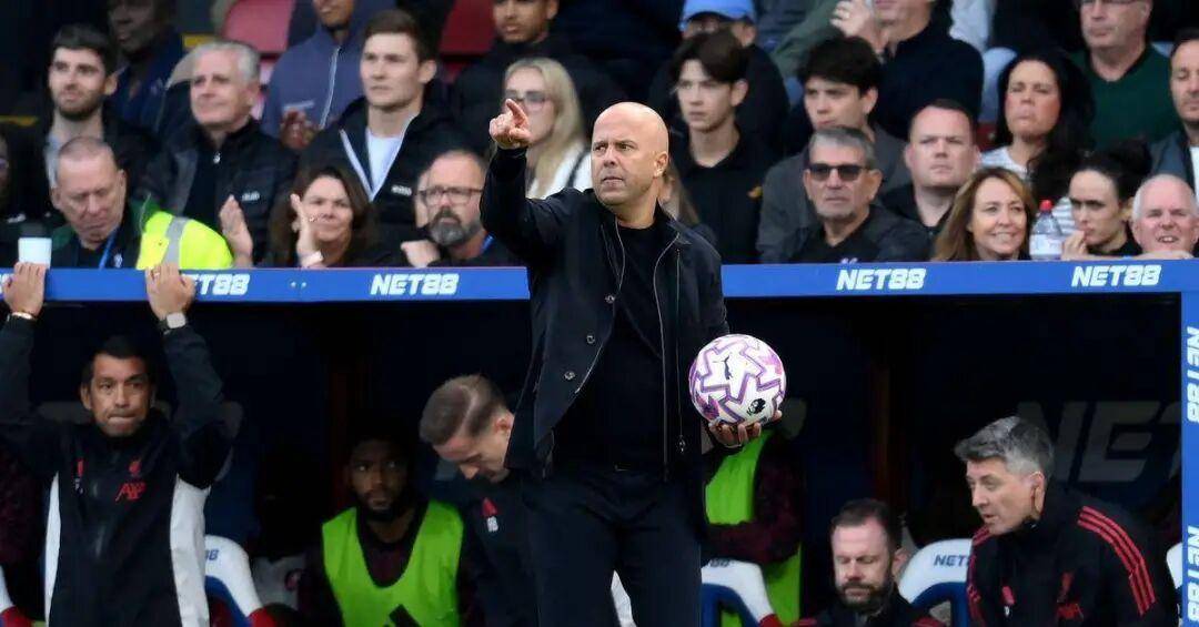 法甲冲刺阶段再迎强敌，曼城内部沟通，主帅态度——震撼外界，球探报告显示潜力的简单介绍